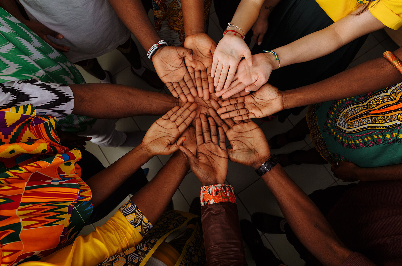 hands united - Merry Christmas to the ILF family